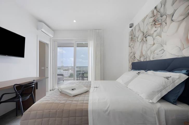 Ganze Wohnung, Apartment 'U Gnore - Stanza Polpo' mit Meerblick, Wlan und Klimaanlage in Bari, Bari Provinz