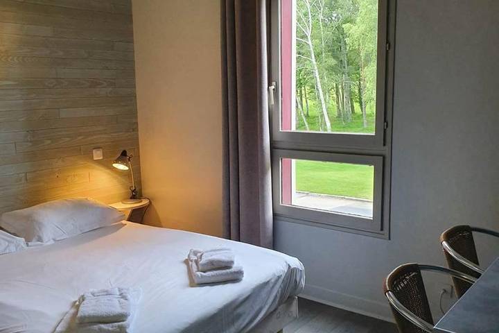 Hôtel pour 3 personnes, avec jardin et terrasse, animaux acceptés à Aubazines - 2