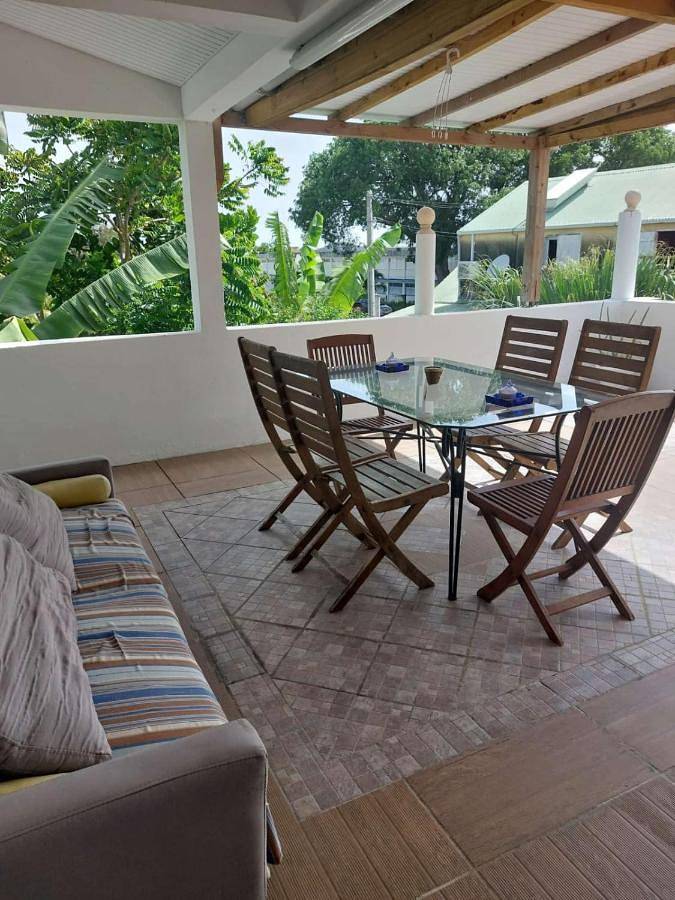 Au D Location in Grand-Bourg, Guadeloupe
