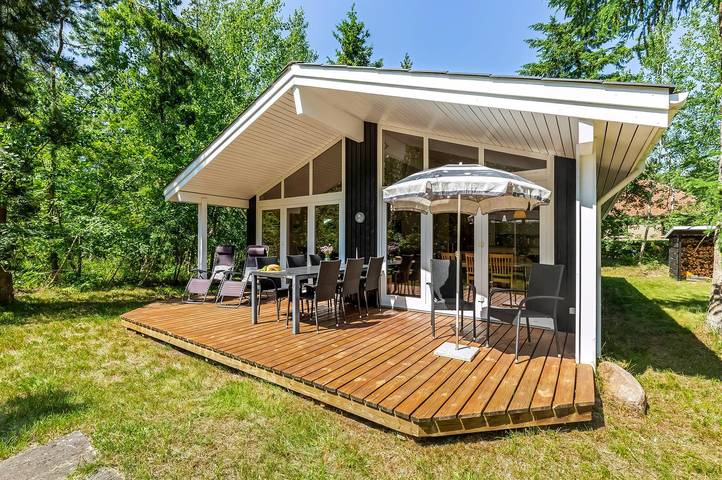 Ferienhaus für 8 Personen, mit Whirlpool und Terrasse sowie Sauna in Marielyst