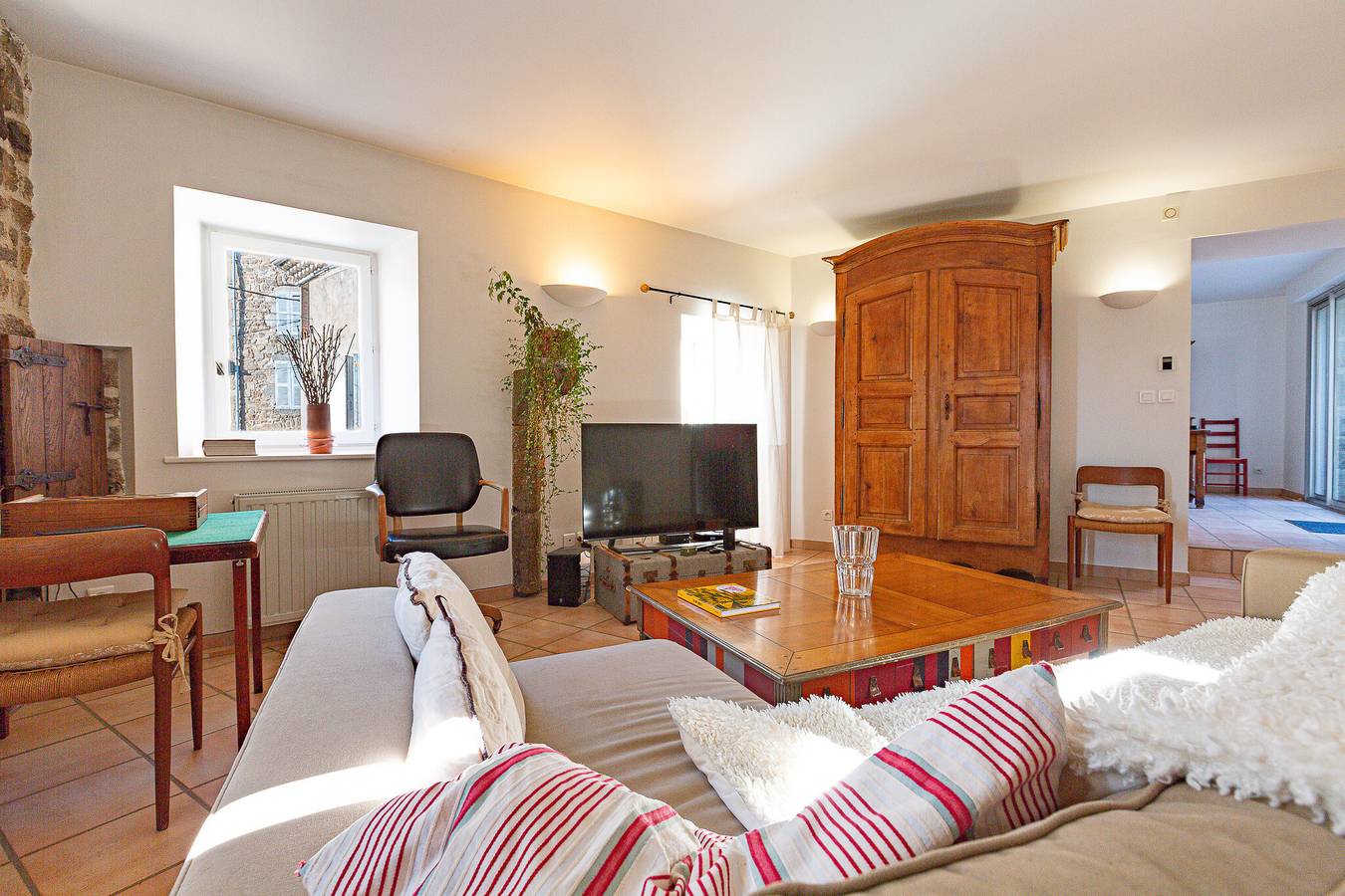 Casa típica completamente renovada in Saint-Alban-d'Ay, Tournon-sur-Rhône región