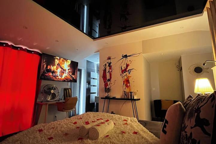 Location de vacances pour 2 personnes, avec terrasse et jacuzzi à Le Perrier - 3