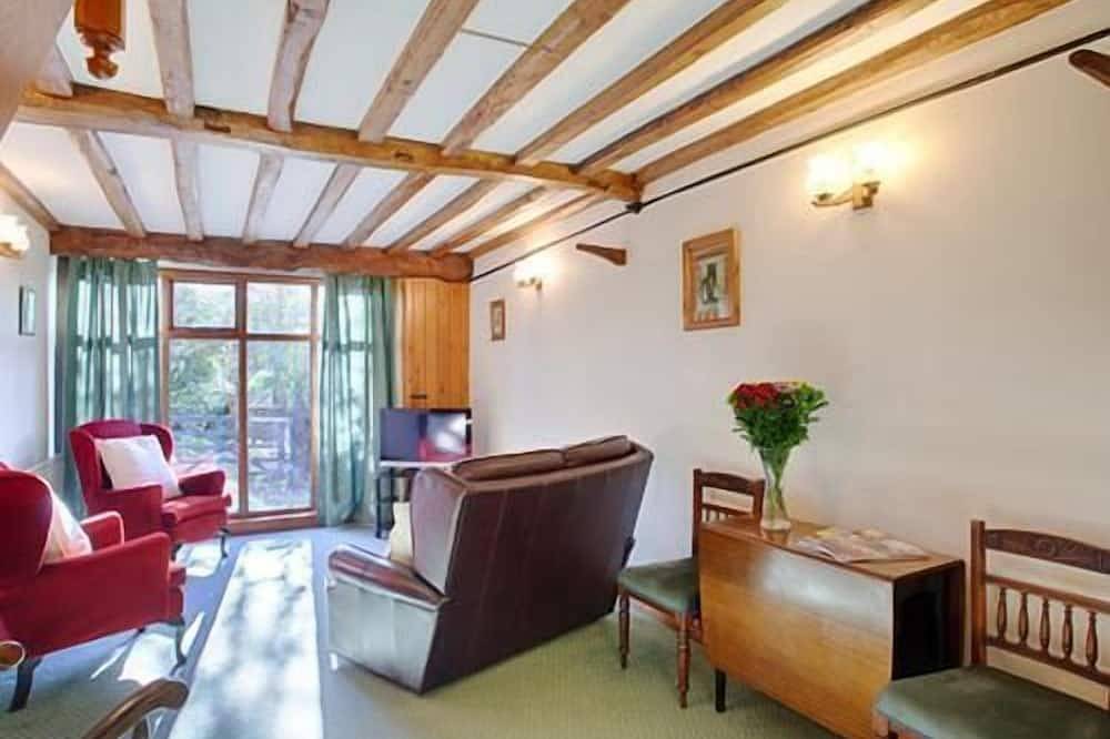 Cottage standard private bathroom The Cottage in Cromer, Norfolk Coast