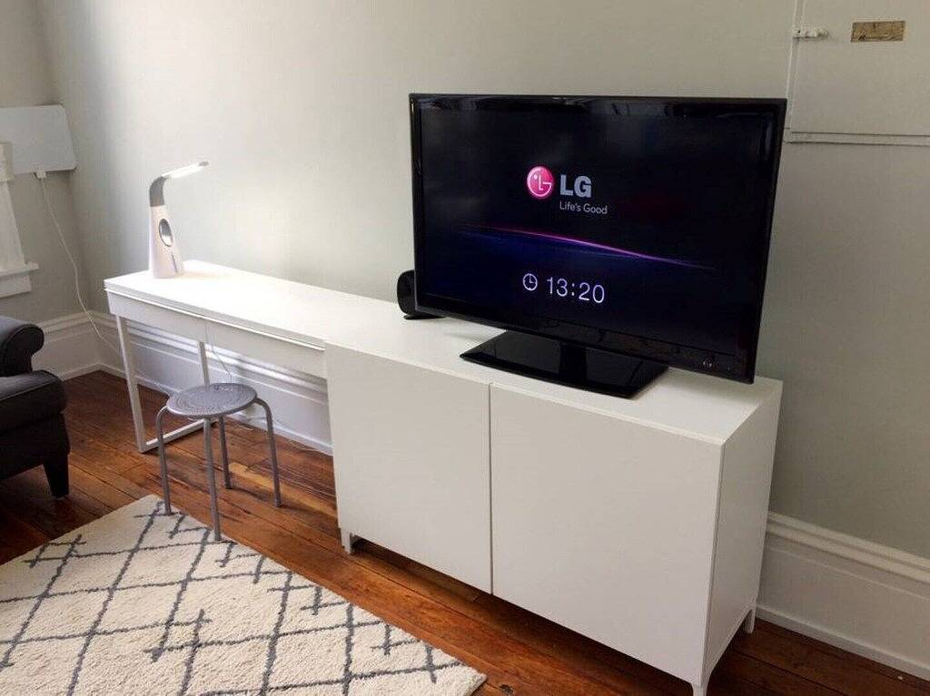 Ganze Wohnung, Suite mit Kingsize-Bett im Arts District - neu renoviertes Gebäude in der Innenstadt in Richmond, Virginia