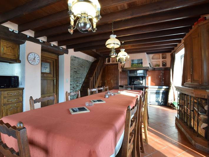 Location de vacances pour 12 personnes, avec terrasse et sauna dans Beausaint - 3