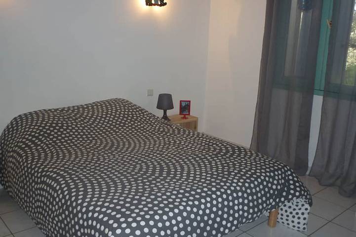 Location de vacances pour 8 personnes, avec balcon et jardin à Le Pin - 4