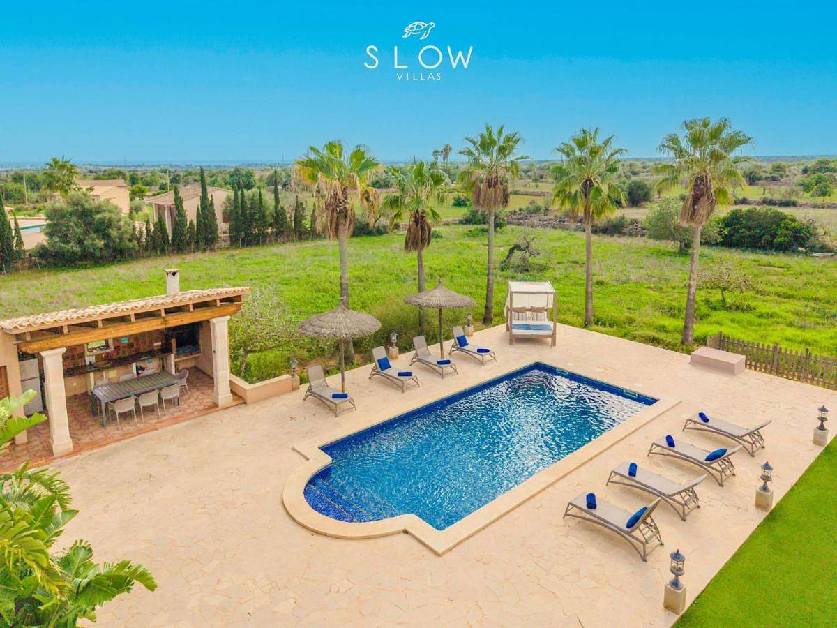 Villa Es Contes by Slow Villas in Cala d'Or, Santanyí