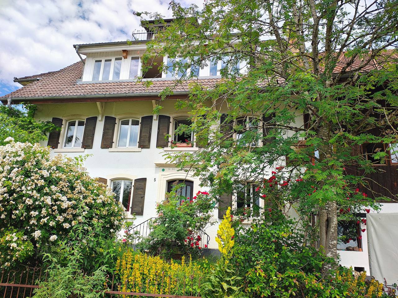 Ganze Wohnung, 'maisonette 5' - große Fewo in Kürnberg mit Bergblick, privater Terrasse & Balkon, Parkplatz, W-Lan in Schopfheim, Südschwarzwald