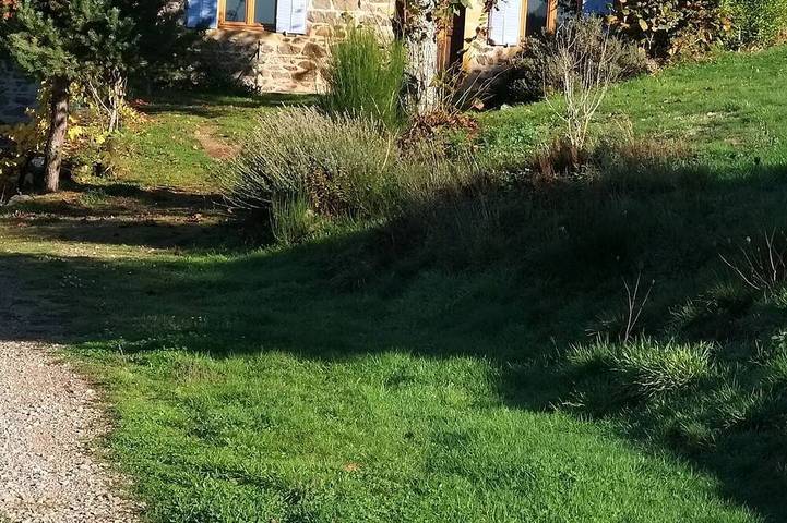 Maison de vacances pour 6 personnes, avec Jardin à Thizy-les-Bourgs