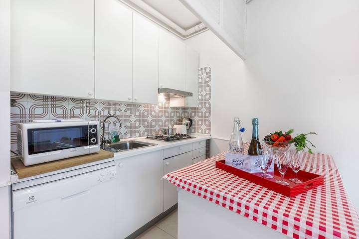Gîte pour 4 personnes, avec jardin et balcon, adapté aux familles dans Ispra - 3