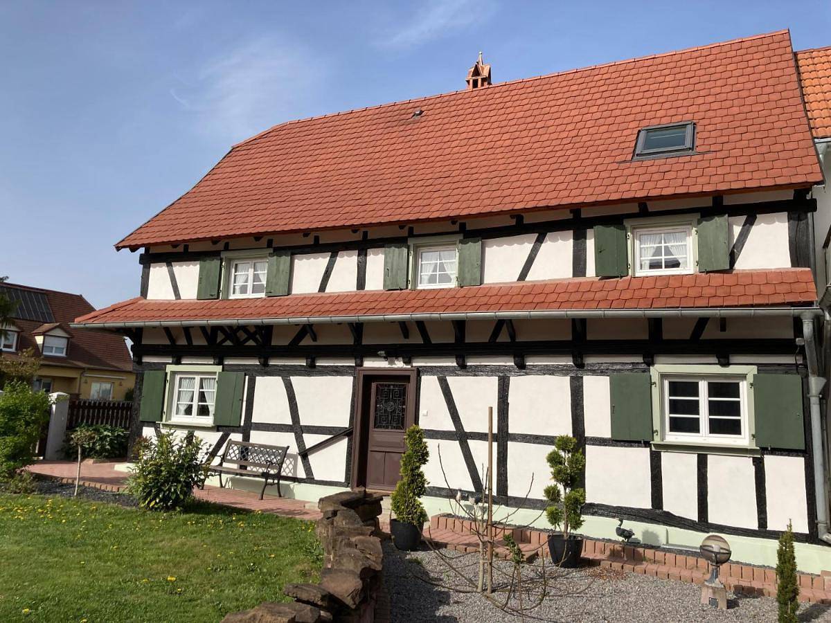 Double Room with Private Bathroom in Offendorf, Nord de l'Alsace