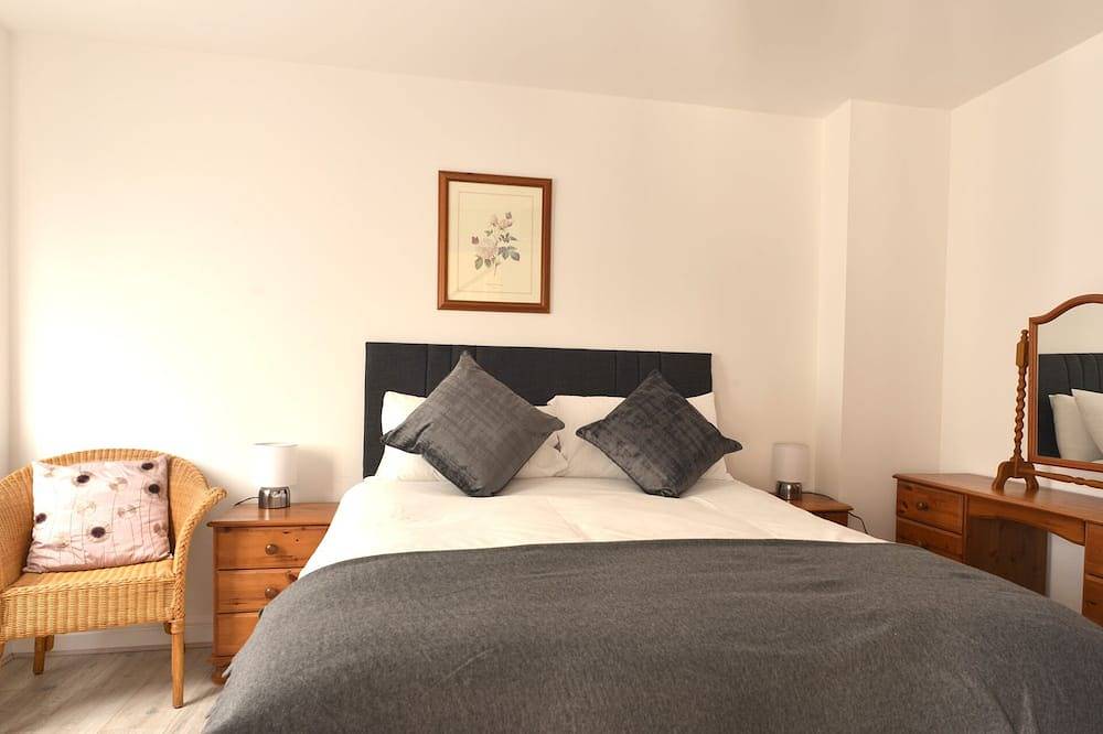 Mooi huis met 5 slaapkamers aan de waterkant van Sovereign Harbour in Eastbourne, East Sussex