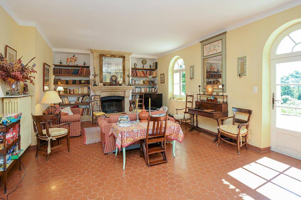 Impresionante casa en La Roque. in La Roque-d'Anthéron, Region de Aix-en-Provence