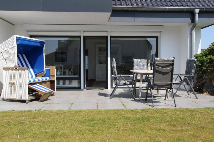 Ferienwohnung für 4 Personen, mit Terrasse in Wenningstedt - 2