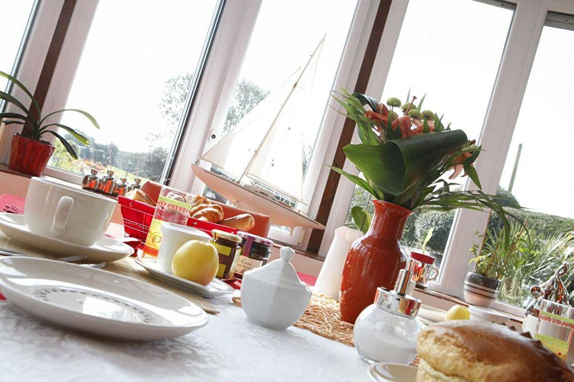 La Maison du Bonheur - Ch. les 2 Rivieres in Brélidy, Région de Guingamp