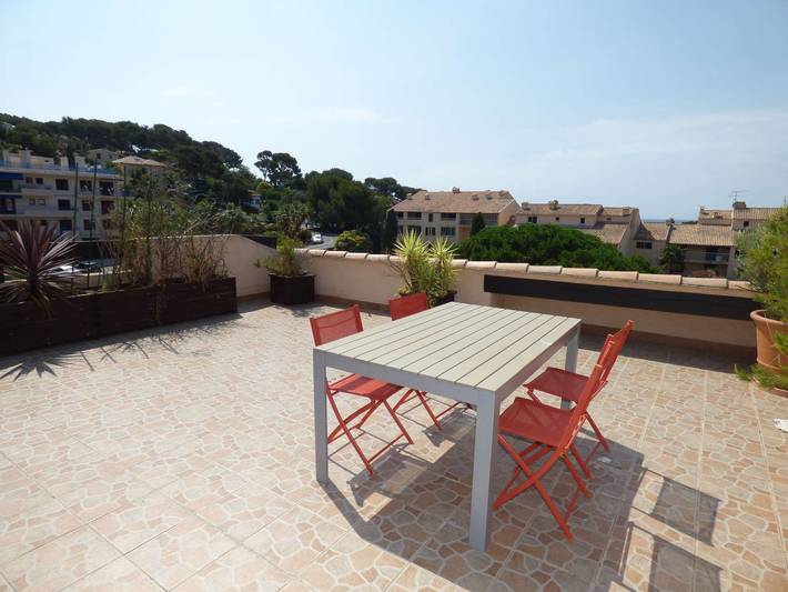 Gîte pour 4 personnes, avec terrasse à Saint-Mandrier-sur-Mer - 2