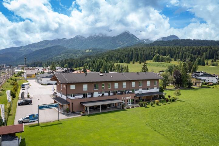 Hôtel pour 4 personnes, avec terrasse ainsi que sauna et jardin, adapté aux familles à Hochfilzen - 3
