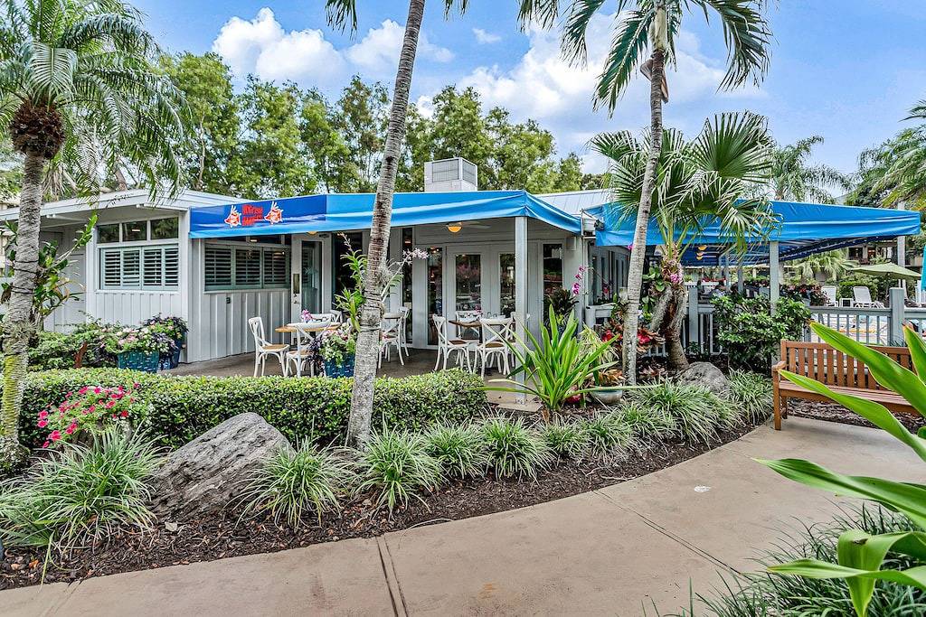 Ganze Wohnung, Your Perfect Naples Retreat Relax at Park Shore Resort Snowbird Friendly in Naples (Florida), Southwest Florida