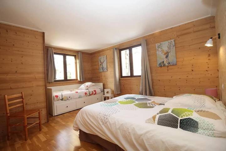 Chalet Canigou: family-friendly, refined, renovated in Font-Romeu-Odeillo-Via, Parco naturale regionale dei Pirenei catalani
