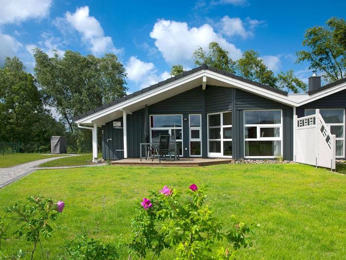 Ferienhaus für 5 Personen, mit Sauna und Garten sowie Whirlpool, mit Haustier - 1