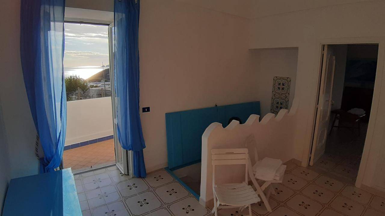 Villa Glicine in Ponza, Lazio