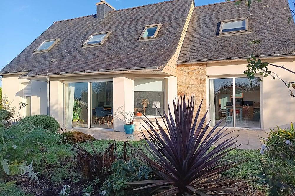 ♿ Fully accessible haven of peace - The sea just 50 meters away! in Le Relecq-Kerhuon, Brest region