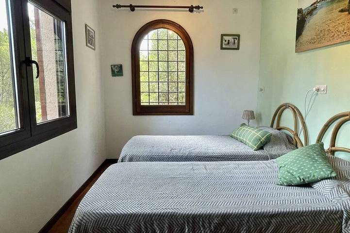 Finca für 6 Personen, mit Garten in Pals - 2