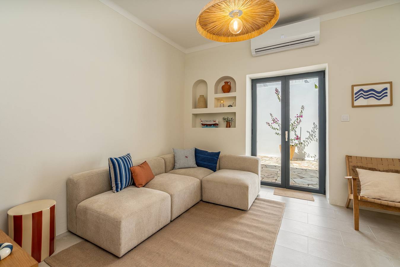 Ferienhaus 'Cisterna' mit privater Terrasse, Wlan und Klimaanlage in Ferragudo, Faro Distrikt