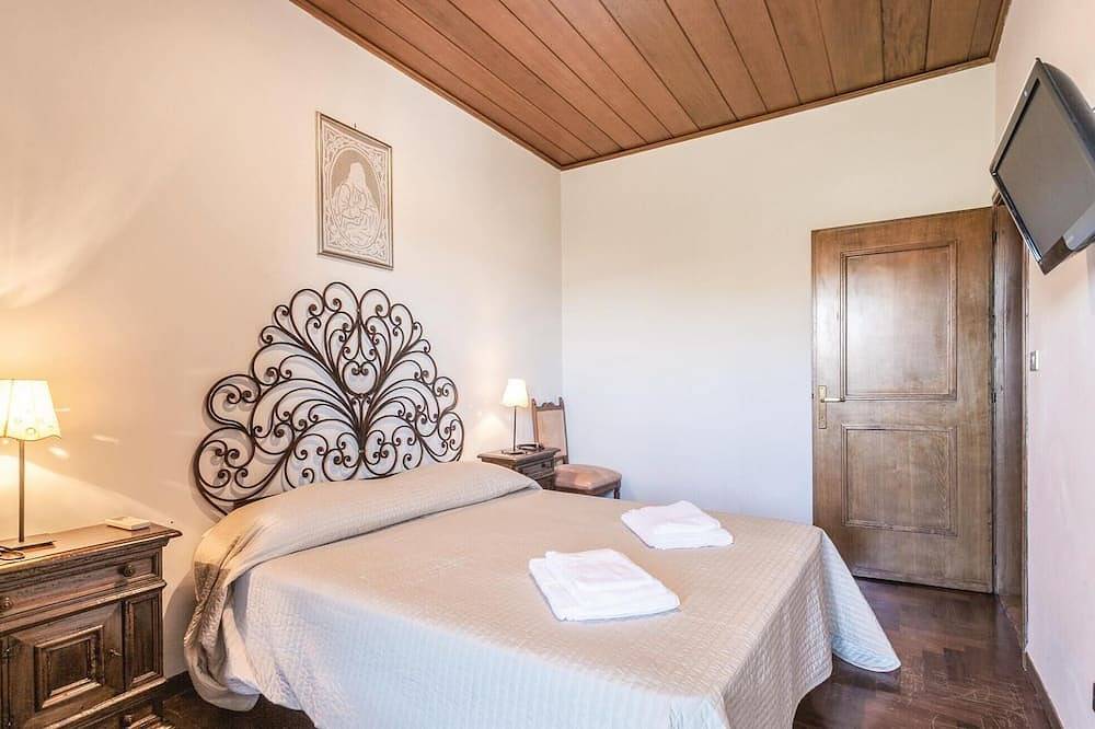 Amazing home in Anguillara Sabazia Rm in Anguillara Sabazia, Lake Bracciano