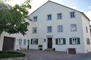 Gîte pour 4 personnes, avec jardin et terrasse à Konz