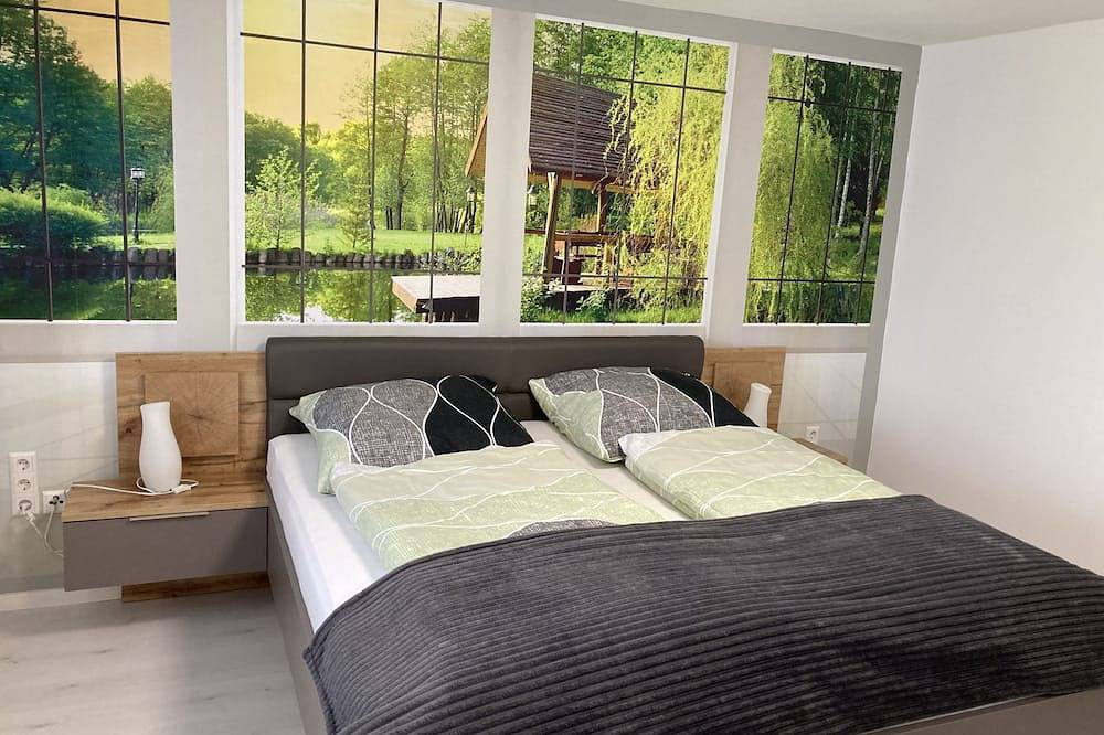 Geheel appartement, Apartment 42sqm, 1 living/bedroom, max. 2 persons in Lichtenstein, Neckar-Alb