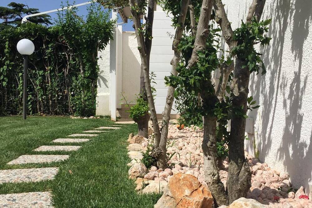 Luxury Villa Near Roma in Ardea, Provincia de Roma