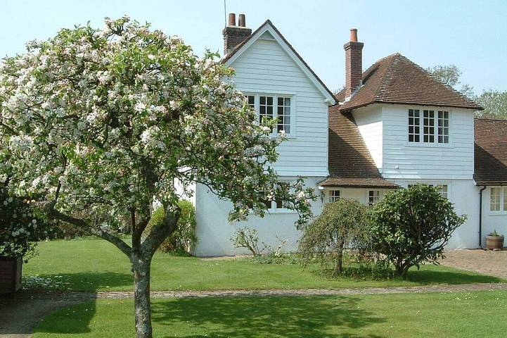 Cottage for 7 people, with Garden in Burley