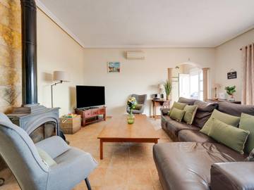 Vacation Rental for 12 Guests in Cartagena, Costa Cálida, Picture 2