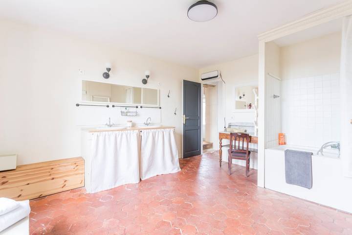 Maison Valeli - Maison de charme à 1h de Paris in Lavilletertre, Oise