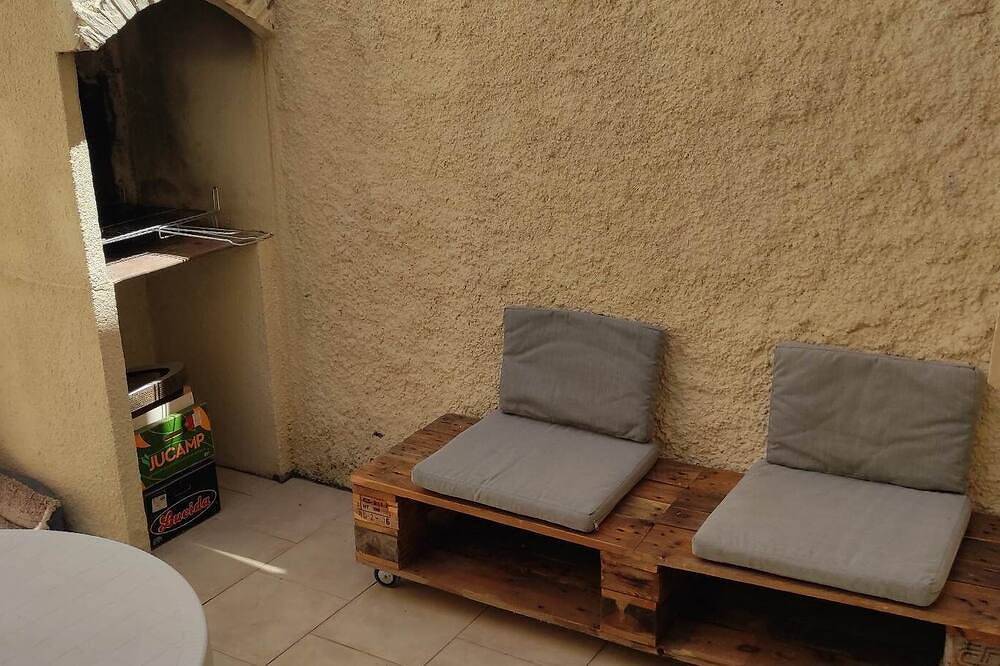 Entire apartment, Studio Avec Terrasse Bord de Mer 3 mn in Saint-Laurent-de-la-Salanque, Côte d'Améthyste