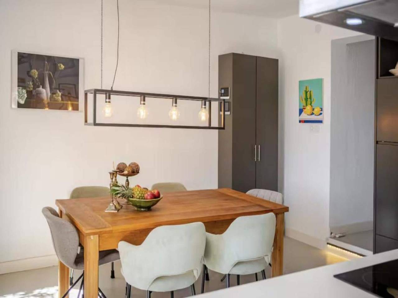 Villa de 5 dormitorios con piscina privada de agua salada. in Comares, Provincia de Málaga