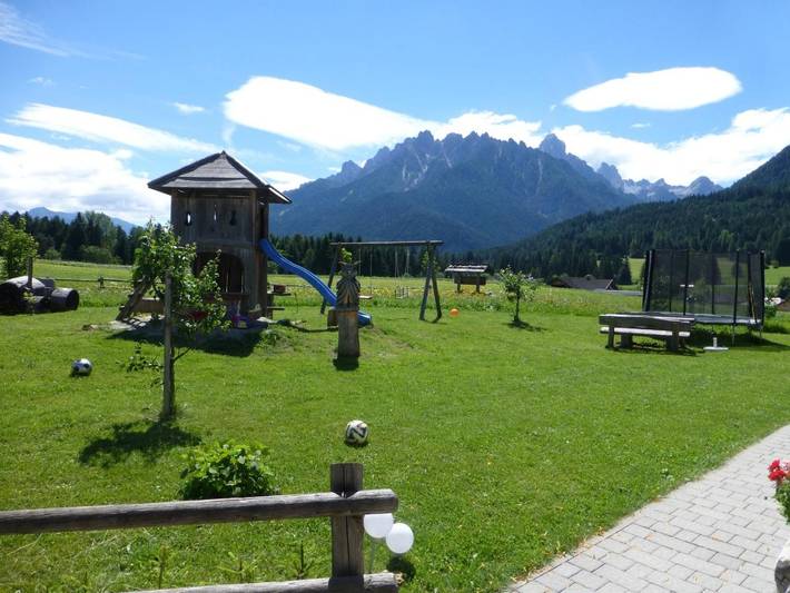 Gîte pour 6 personnes, avec jardin et vue, adapté aux familles à Dobbiaco - 4
