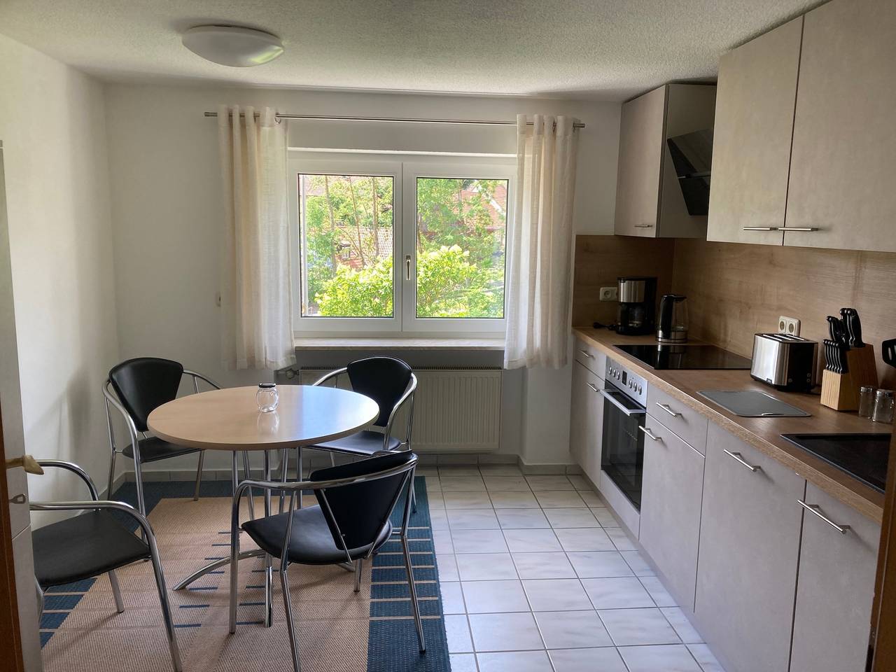 Ganze Wohnung, Ferienwohnung „Loni“ mit Wintergarten und Wlan in Kulmbach, Oberes Maintal - Coburger Land