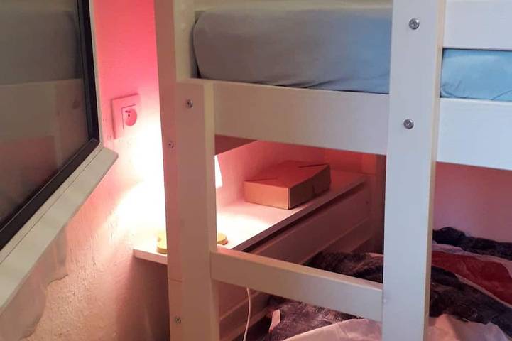 Gîte pour 4 personnes, avec jardin et jacuzzi dans Plage D Aigue Bonne - 4