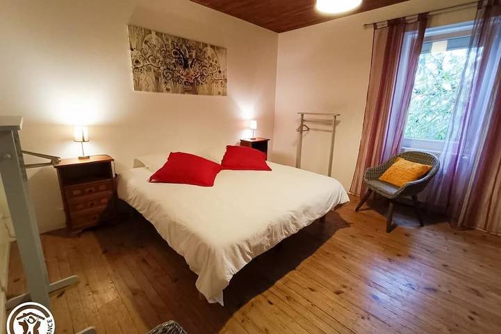 Location de vacances pour 9 personnes, avec jardin à Dégagnac - 3