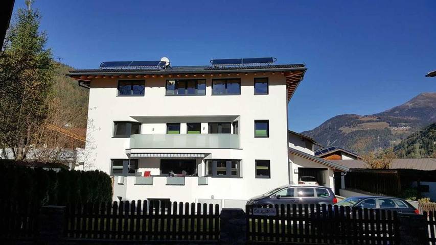 Vakantieappartement voor 6 personen, met tuin en balkon in Ried im Oberinntal