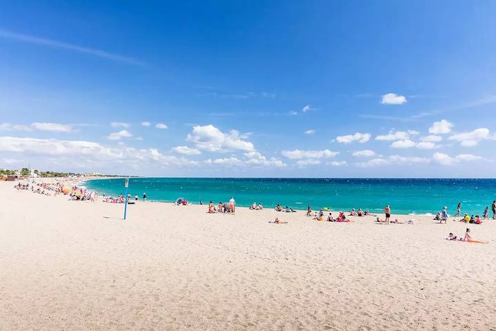 Camping pour 4 personnes, avec piscine et terrasse à Argelès-sur-Mer - 2