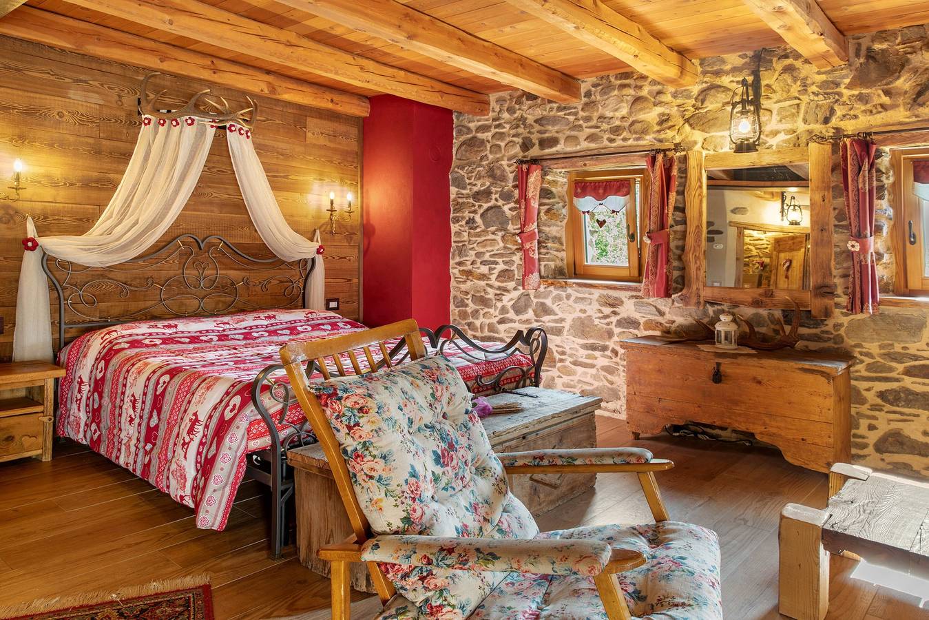 Appartamento intero, Appartamento in Chalet 'Soggiorno Con Camera Deluxe' con vista sulle montagne in Monno, Valtellina