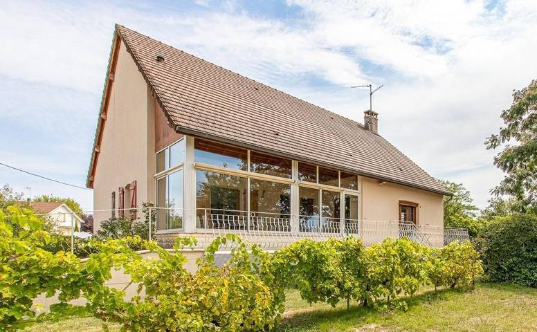 Gîte pour 6 personnes, avec Terrasse et Jardin
