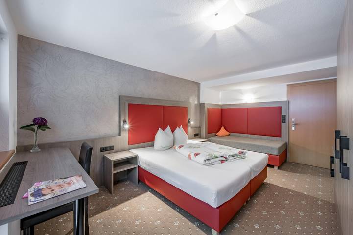 Pension für 3 Personen, mit Balkon und Terrasse sowie Garten in Huben - 4