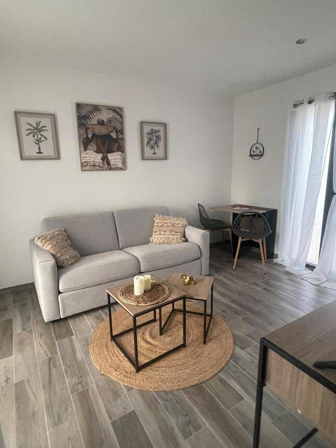 Location de vacances pour 2 personnes, avec jardin et terrasse à Dompierre-sur-Mer