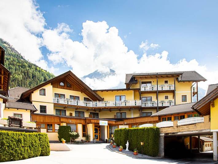 Hotel für 2 Personen, mit Whirlpool und Garten in Obervellach
