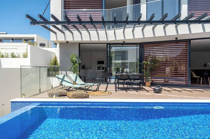 Villa for 6 people, with balcony and garden in Sintra