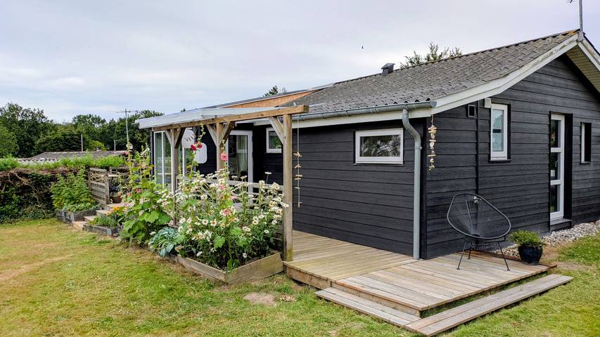 Ferienhaus für 5 Personen, mit Terrasse und Garten - 1